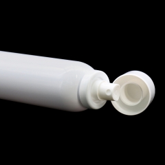 New Shape White PET Cosmetic Mist Spray Bottle / Cute Skincare Packaging