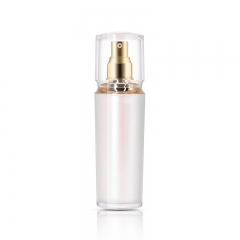 White Luxury Acrylic Lotion Bottle 30ml 50ml 80ml 100ml With Gold Pump
